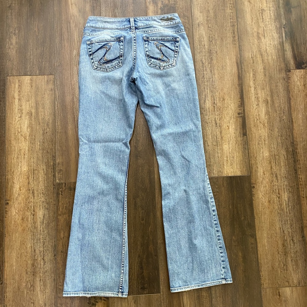 Silver Suki Light wash Jeans Size 28